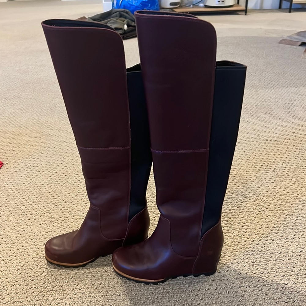 Sorel over the knee boots. Size 7.5